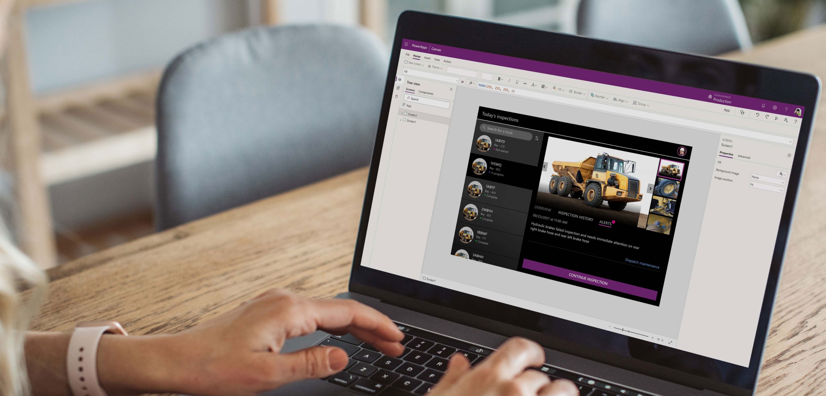 Microsoft PowerApps - Build Business Apps